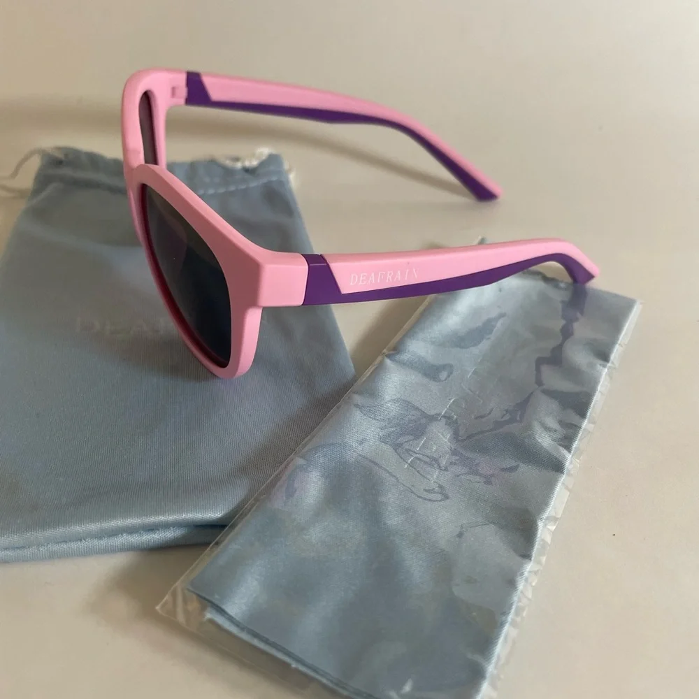 DEAFRAIN brand new